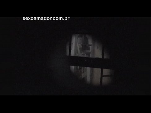 ❤️ Blondina este filmată în secret de un voyeur din cartier ascuns în spatele unor cărămizi goale ❤❌  at ro.gaypornforyou.ru ❌